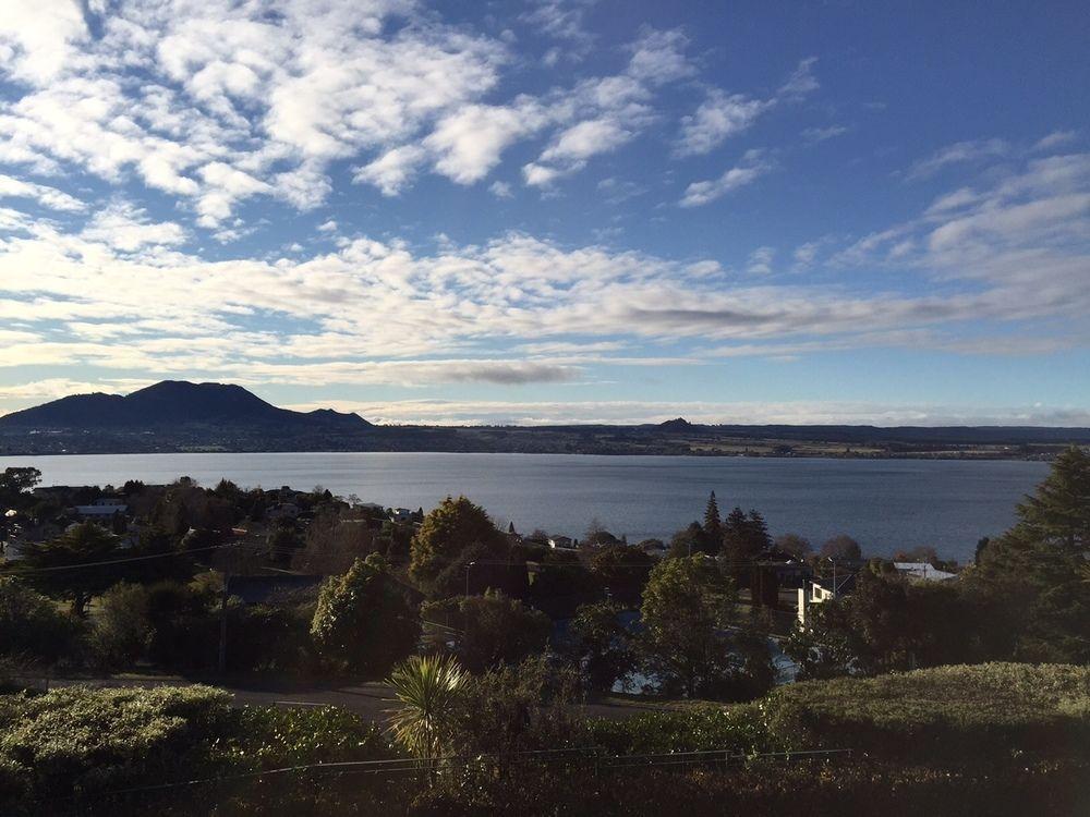 Tauhara Sunrise Lodge Taupo Kültér fotó