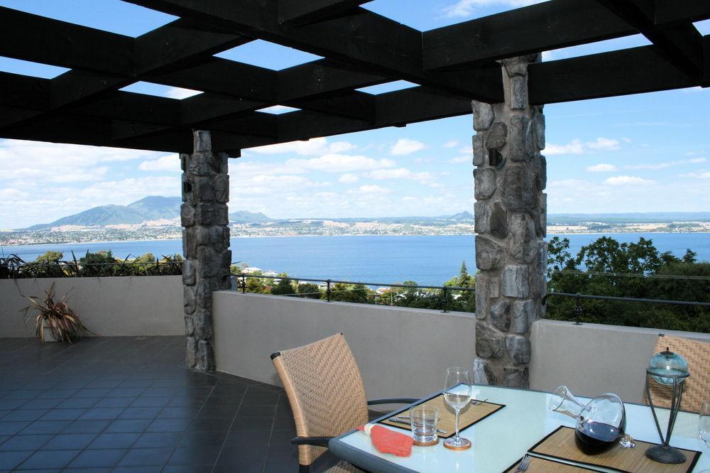 Tauhara Sunrise Lodge Taupo Kültér fotó