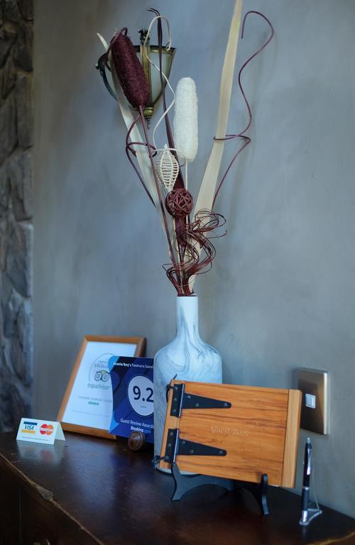 Tauhara Sunrise Lodge Taupo Kültér fotó