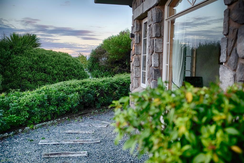 Tauhara Sunrise Lodge Taupo Kültér fotó